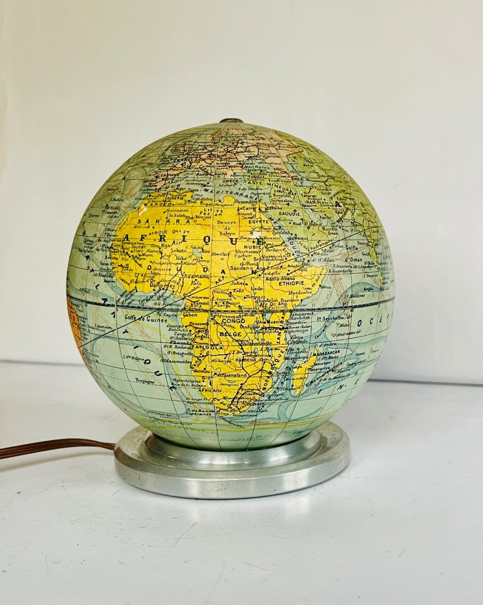 World Map Lamp 